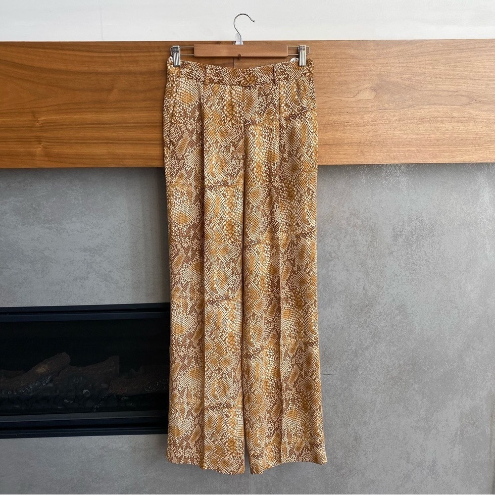 Babaton Pants SADIKI, Size 6
